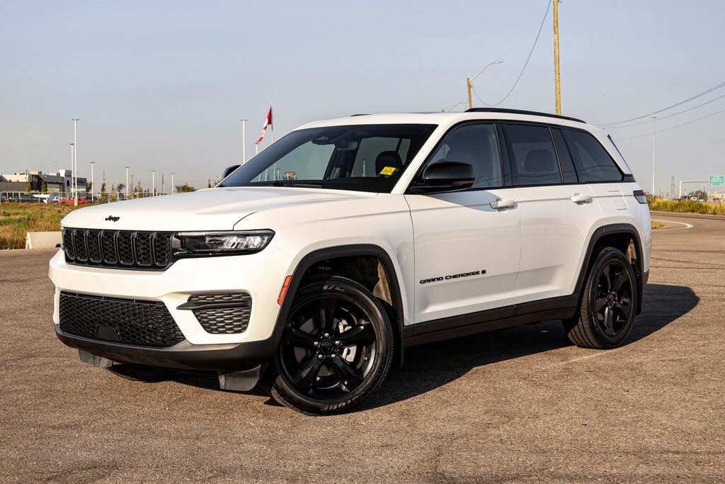 2024 Jeep Grand Cherokee Altitude 4WD