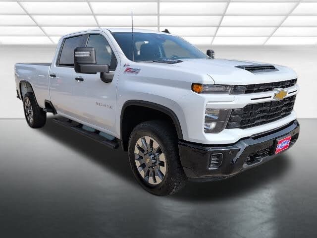2025 Chevrolet Silverado 2500HD Custom Crew Cab 4WD