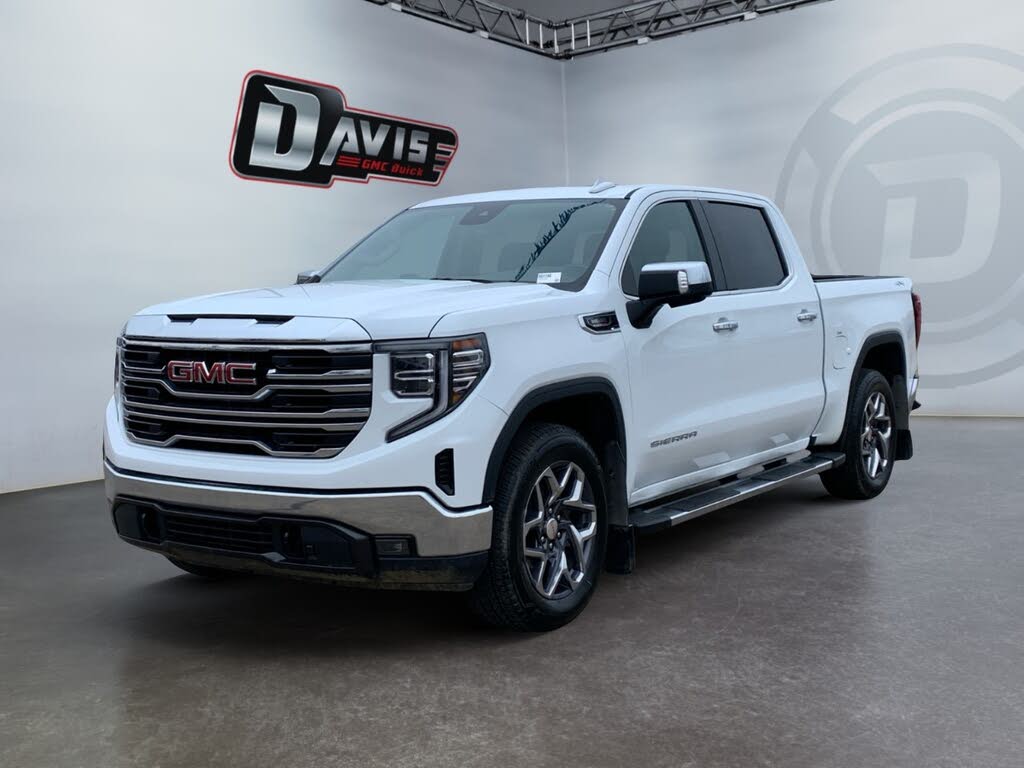 2025 GMC Sierra 1500 SLT Crew Cab 4WD