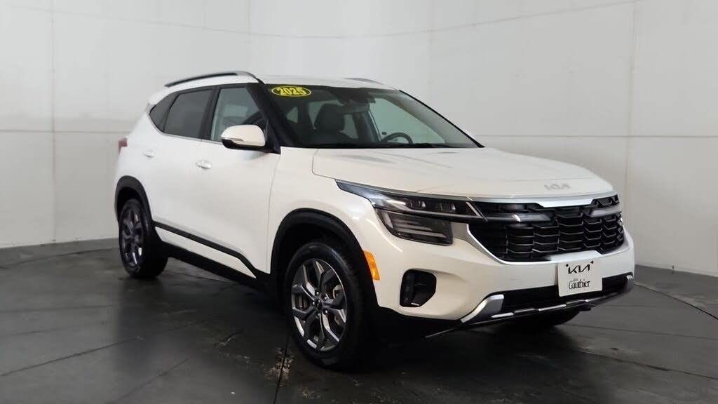 2025 Kia Seltos EX AWD