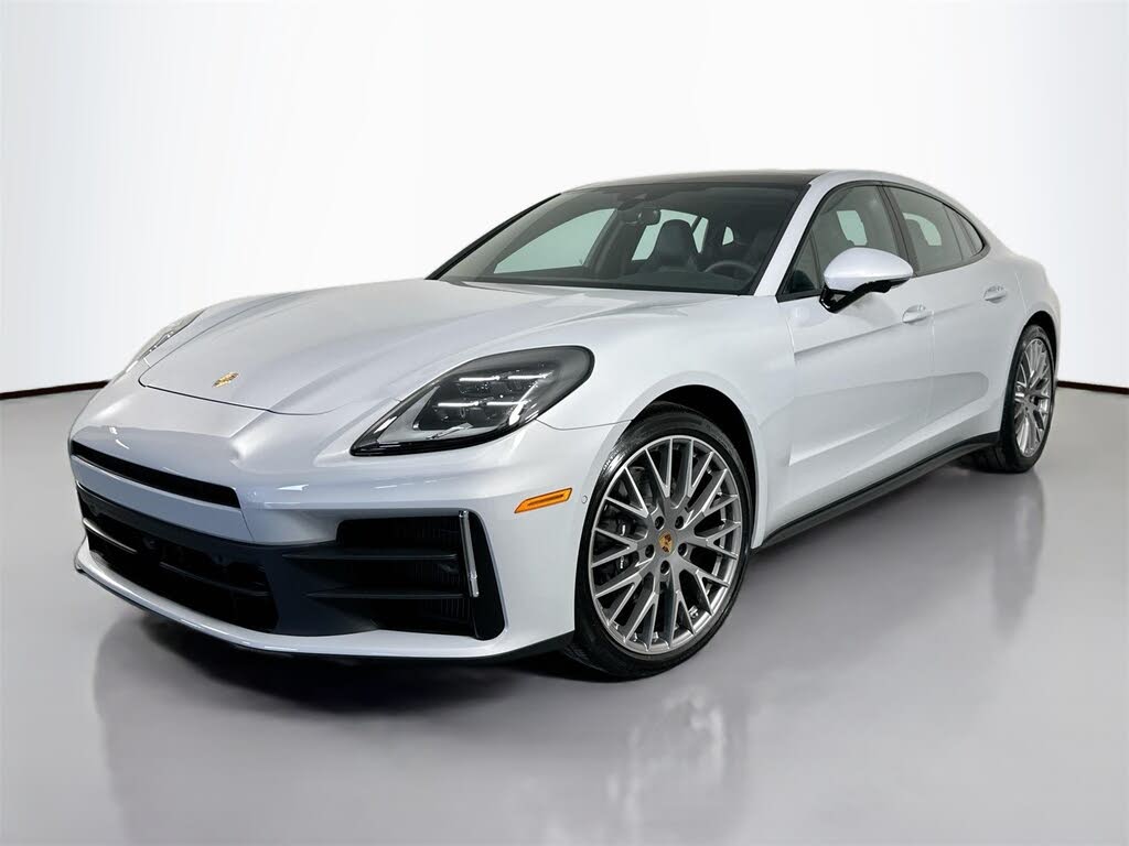 2025 Porsche Panamera 4 AWD