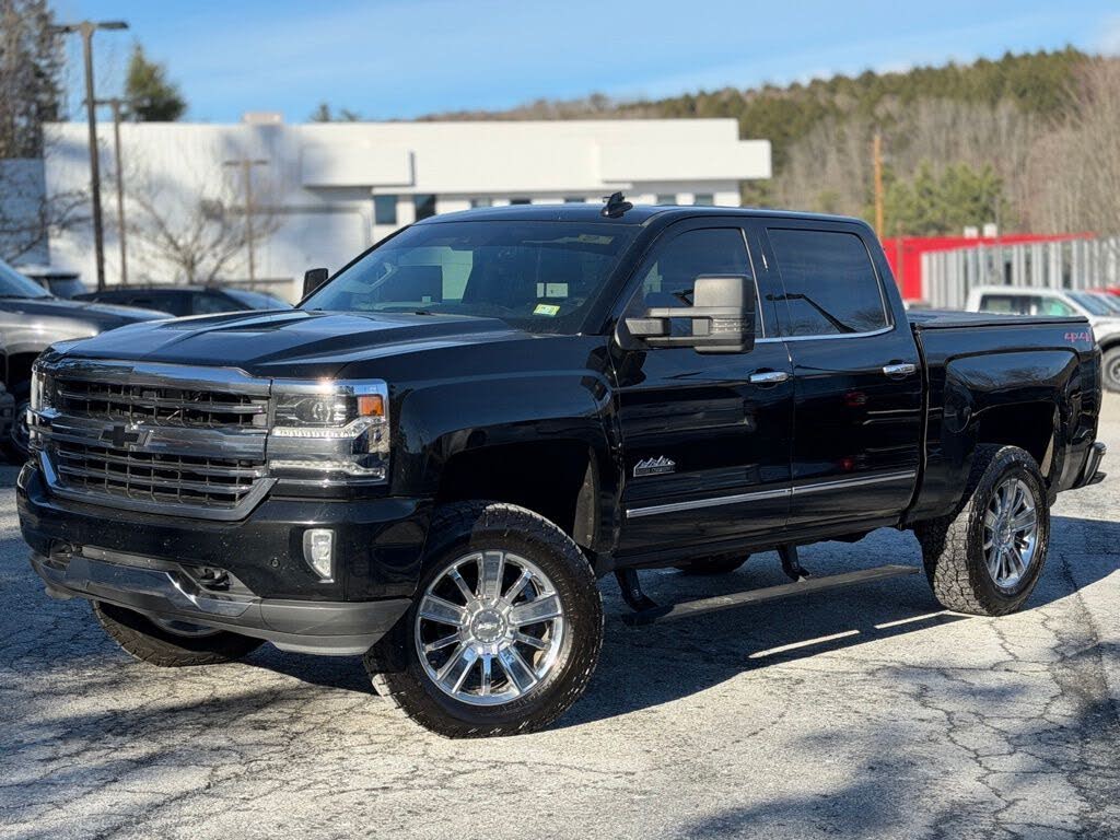 2018 Chevrolet Silverado 1500 High Country Crew Cab 4WD