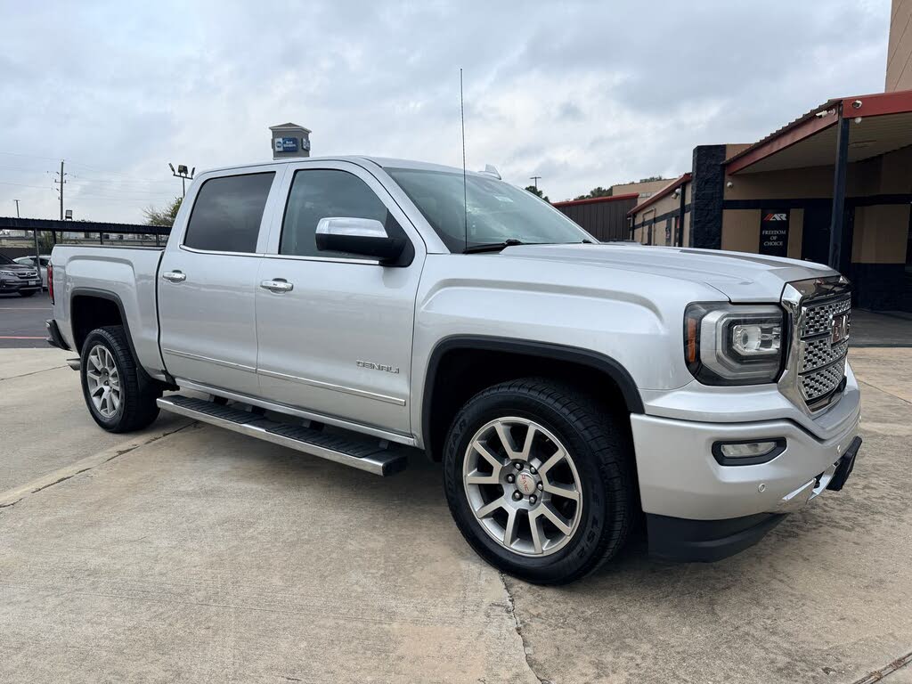 2018 GMC Sierra 1500 Denali Crew Cab 4WD