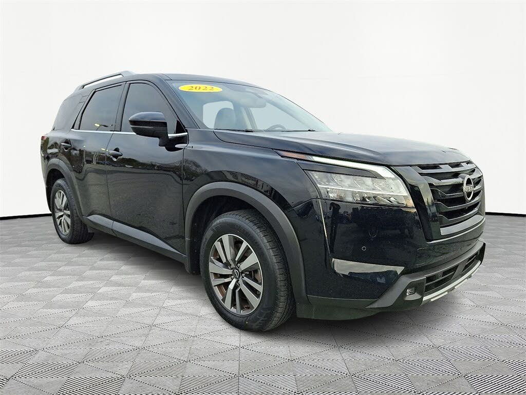 2022 Nissan Pathfinder SL 4WD