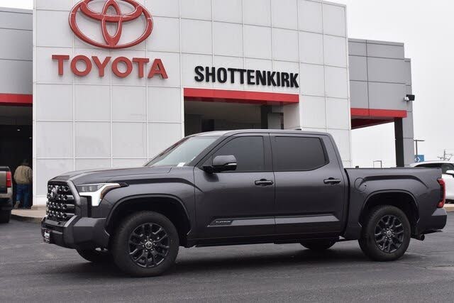 2022 Toyota Tundra Platinum CrewMax Cab 4WD