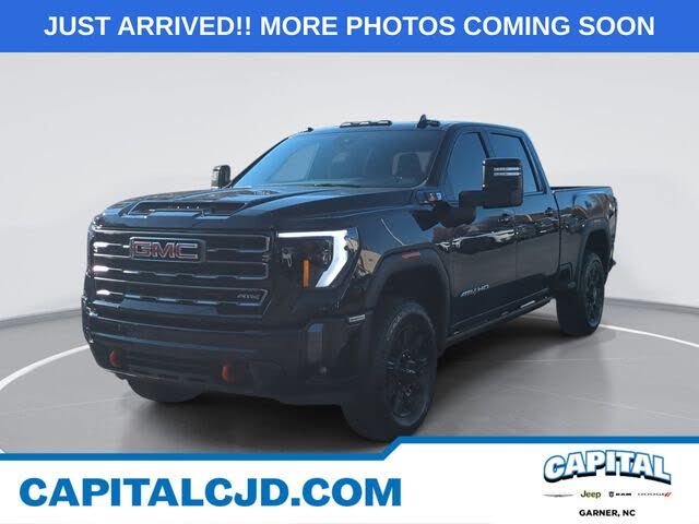 2024 GMC Sierra 2500HD AT4 Crew Cab 4WD