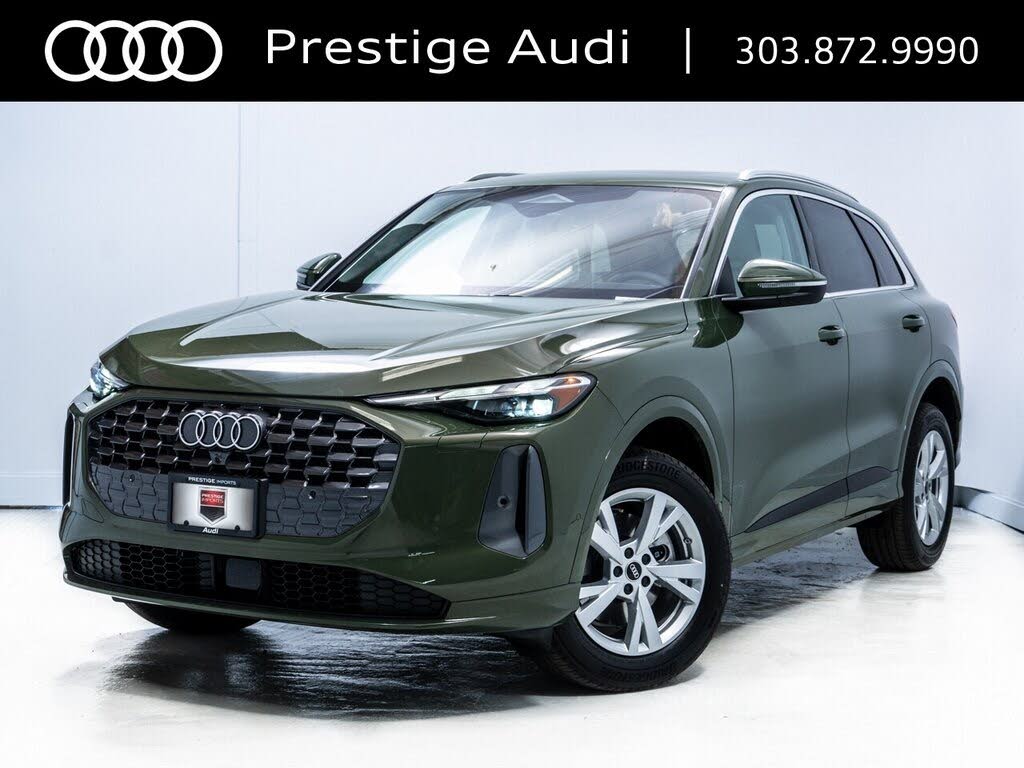 2025 Audi Q5 quattro Premium 40 TFSI