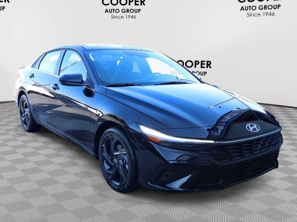 2026 Hyundai Elantra SEL Sport Premium FWD