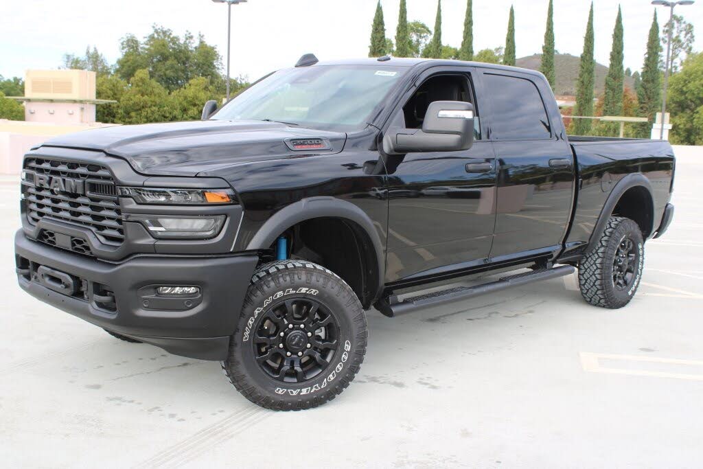 2026 RAM 2500 Tradesman Crew Cab 4WD