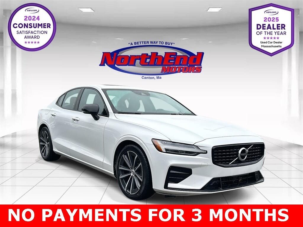 2022 Volvo S60 B5 Momentum AWD