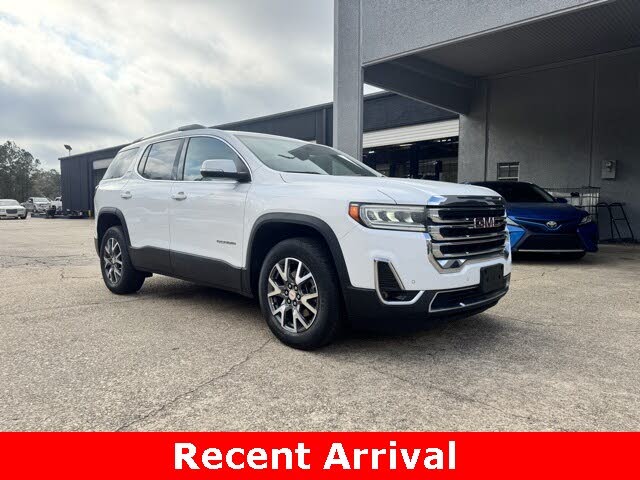 2023 GMC Acadia SLT FWD