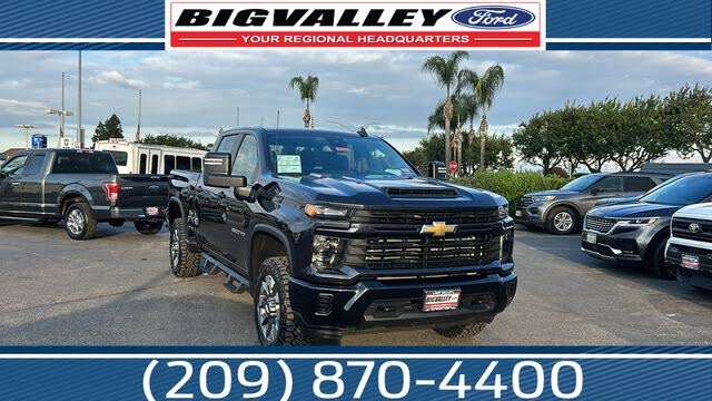 2024 Chevrolet Silverado 2500HD Custom Crew Cab 4WD