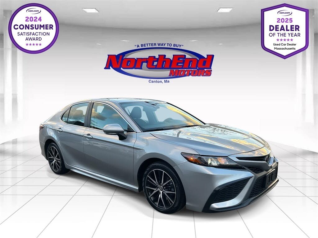 2024 Toyota Camry SE FWD