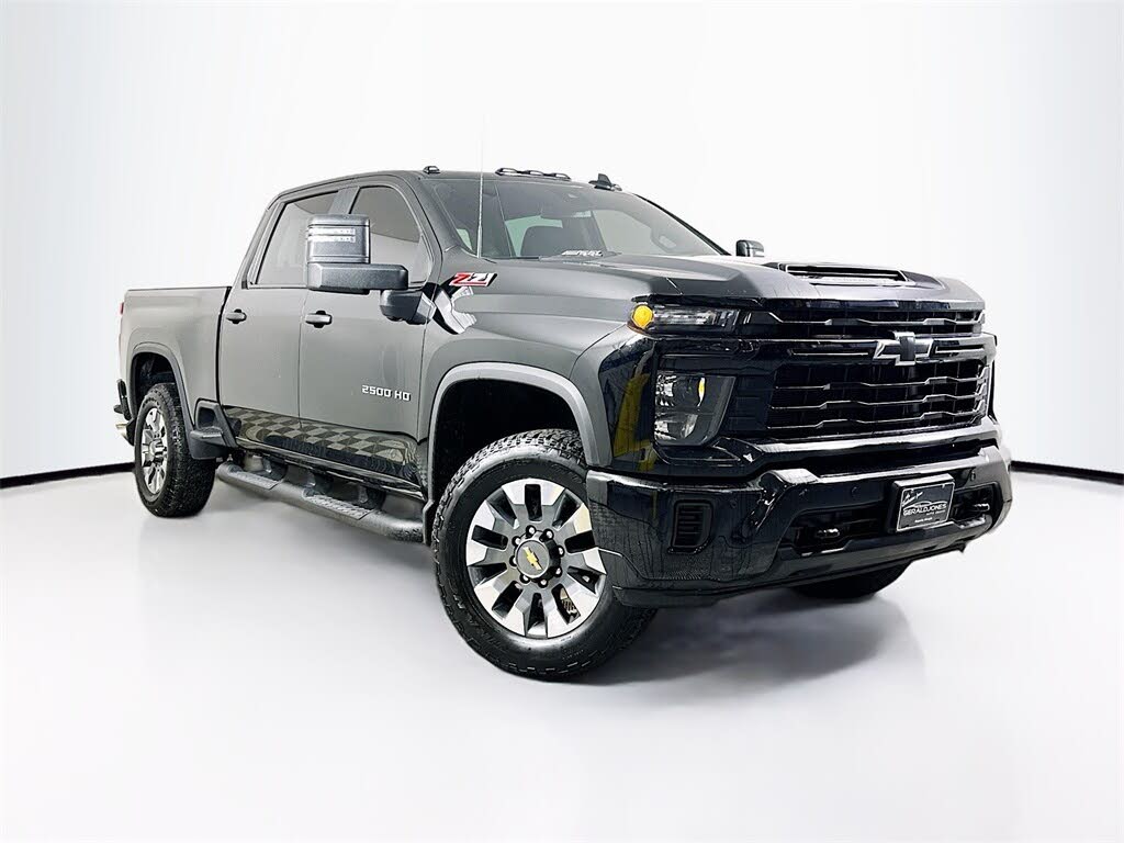 2025 Chevrolet Silverado 2500HD Custom Crew Cab 4WD