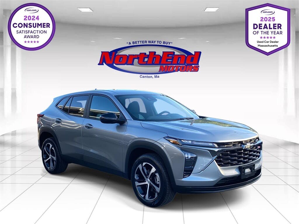 2025 Chevrolet Trax RS with 1RS FWD