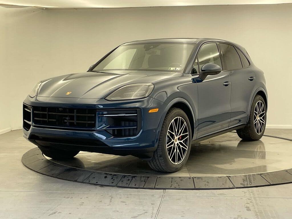 2025 Porsche Cayenne S AWD