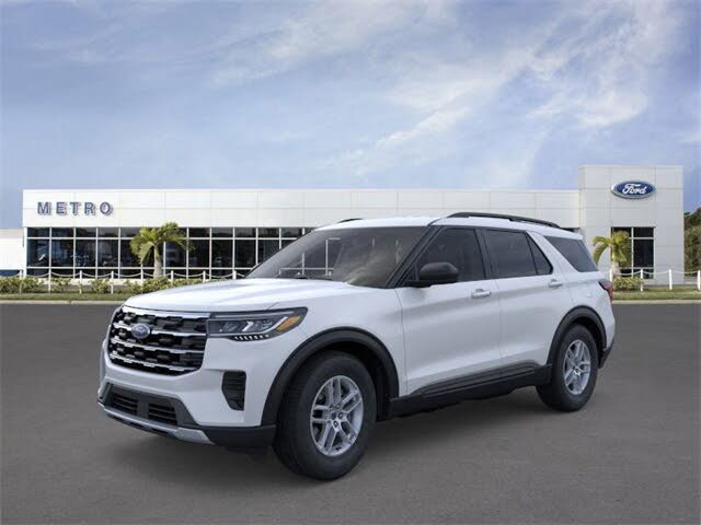 2026 Ford Explorer Active RWD