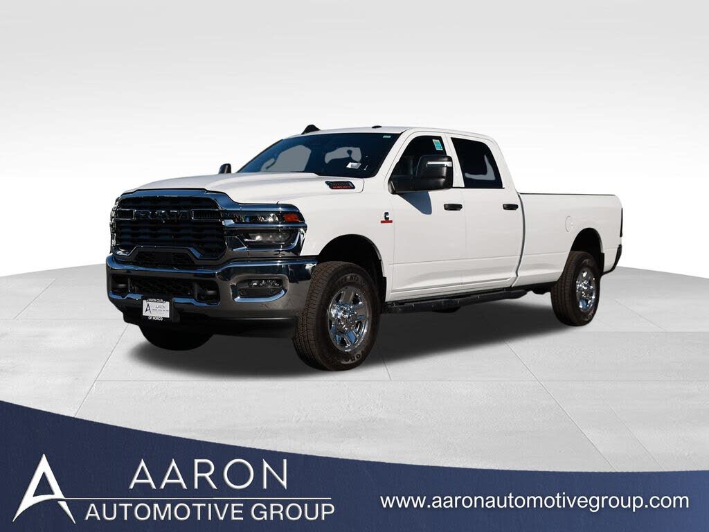 2026 RAM 3500 Tradesman Crew Cab LB 4WD