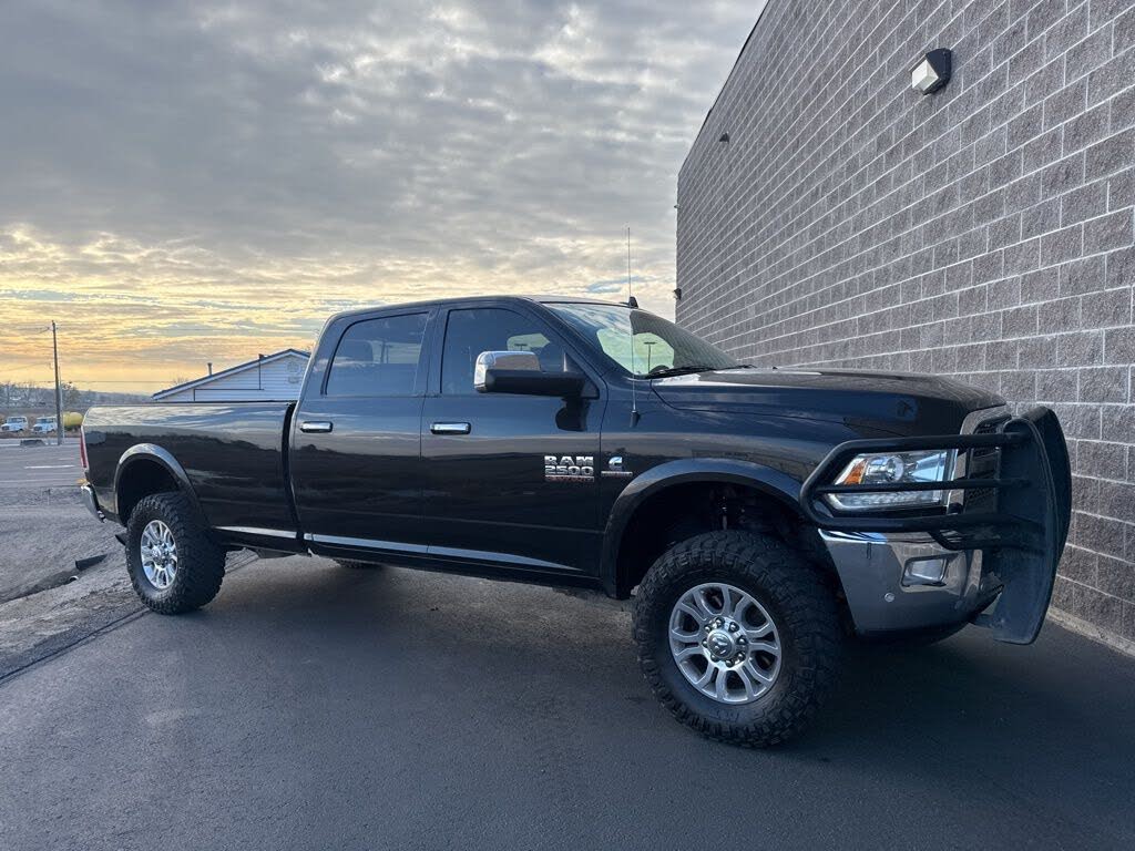 2018 RAM 2500 Laramie Crew Cab LB 4WD