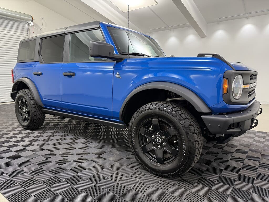 2024 Ford Bronco Black Diamond 4-Door 4WD