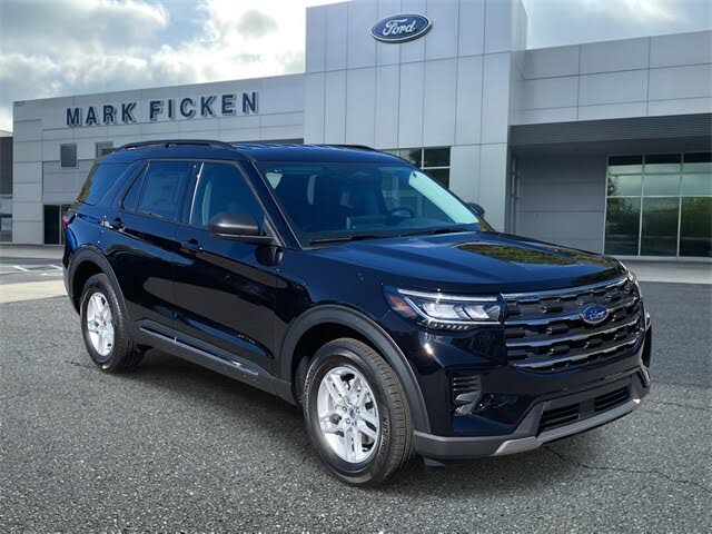2025 Ford Explorer Active AWD