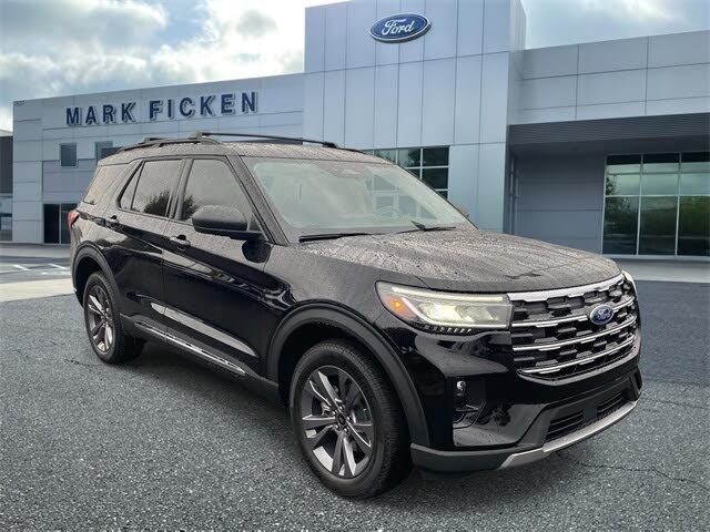 2025 Ford Explorer Active AWD