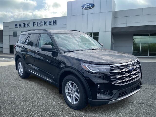 2025 Ford Explorer Active RWD