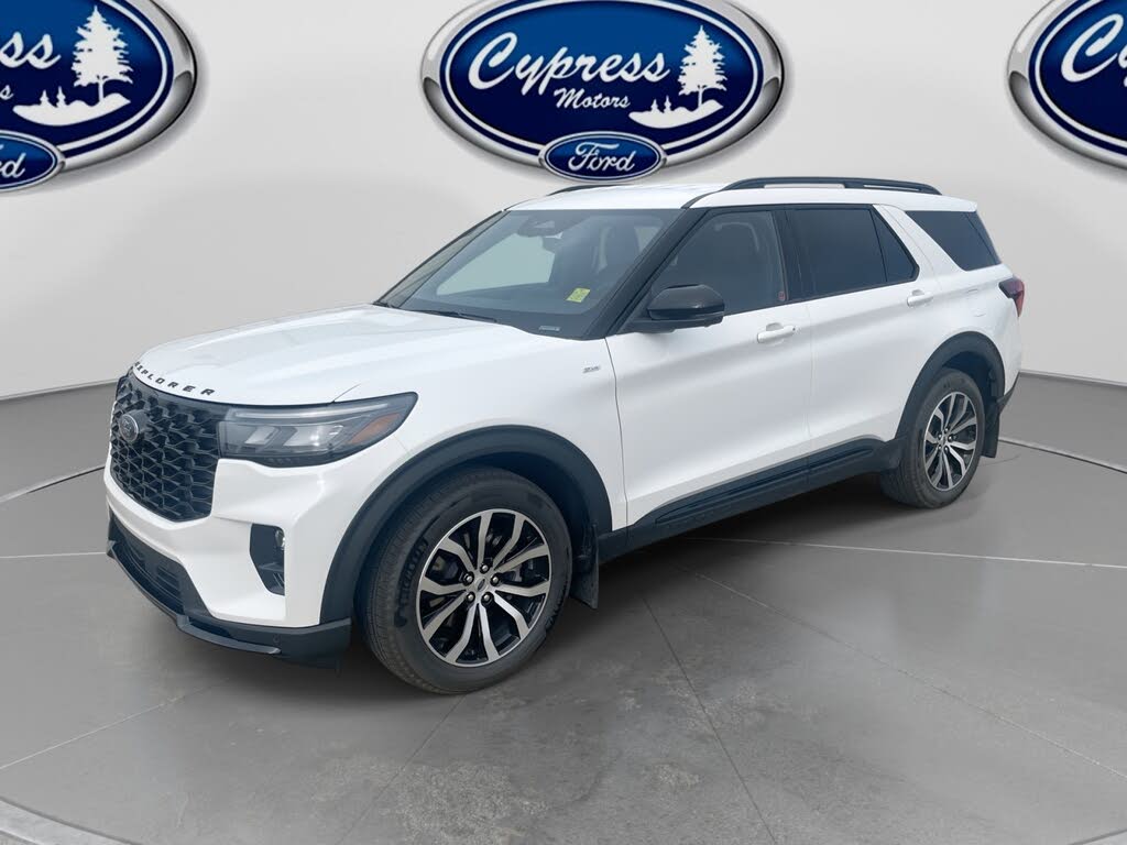2025 Ford Explorer ST-Line AWD