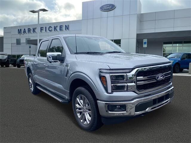 2025 Ford F-150 Lariat SuperCrew 4WD