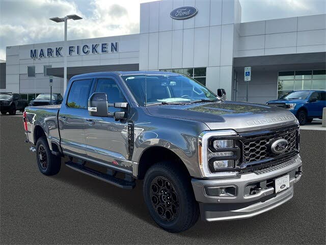 2025 Ford F-250 Super Duty Lariat Crew Cab 4WD