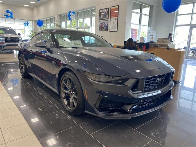 2025 Ford Mustang Dark Horse Fastback RWD