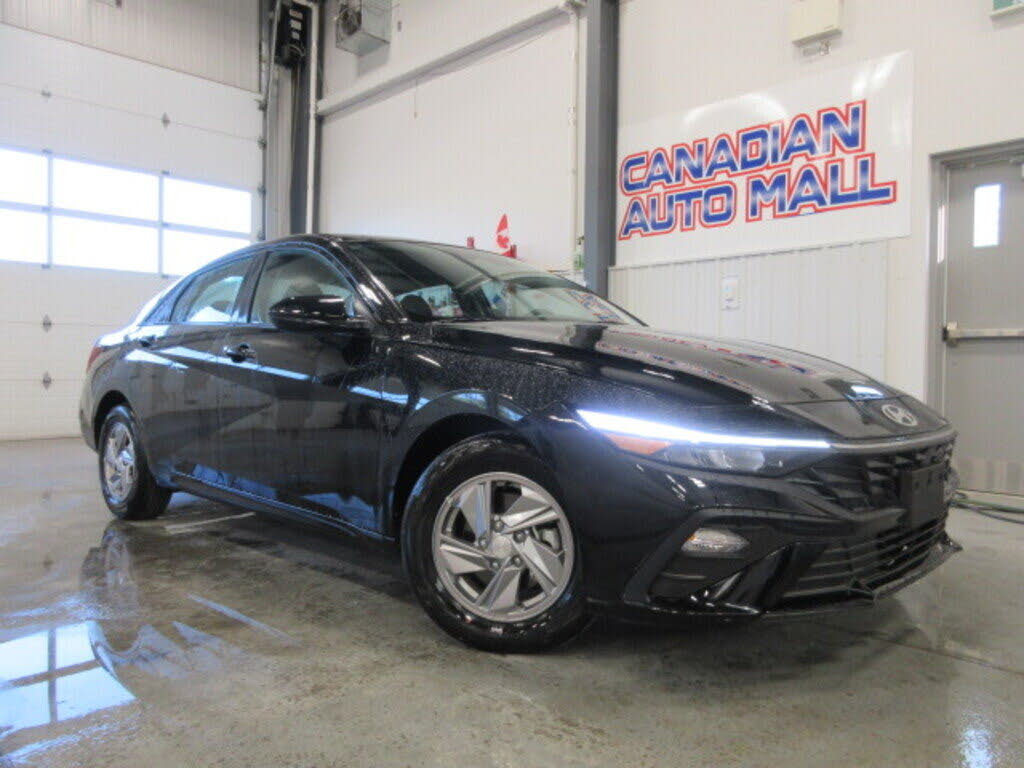 Hyundai Elantra Preferred FWD 2025