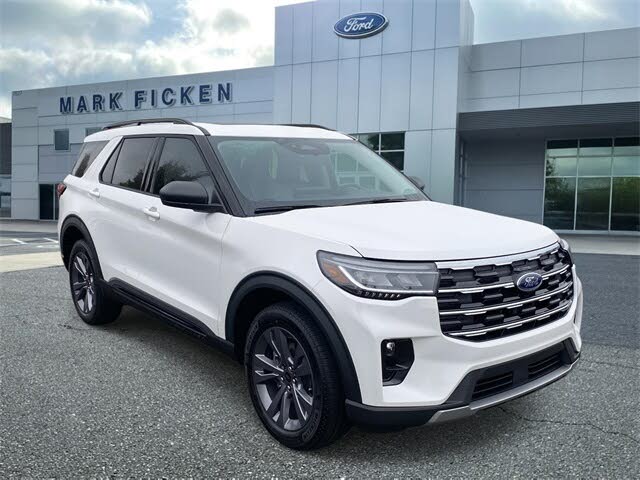 2026 Ford Explorer Active AWD