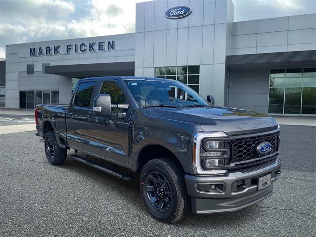 2026 Ford F-250 Super Duty XL Crew Cab 4WD