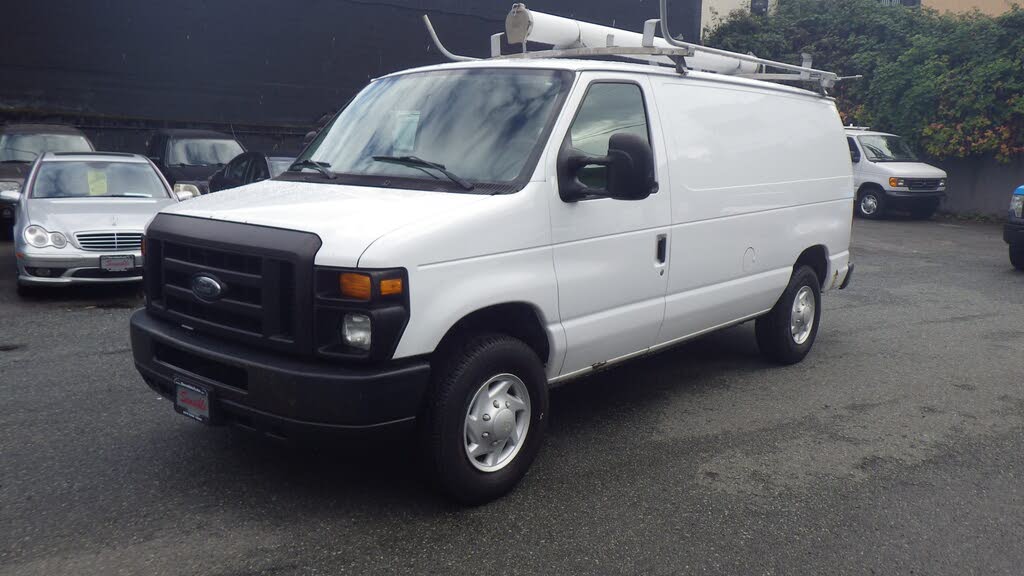 2009 Ford E-Series E-250 Cargo Van