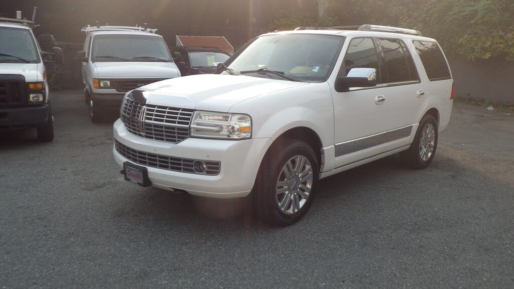 2011 Lincoln Navigator Ultimate 4WD