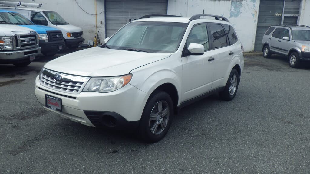 Subaru Forester 2.5X 2012