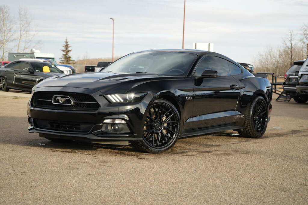 Ford Mustang GT Premium Coupe RWD 2015