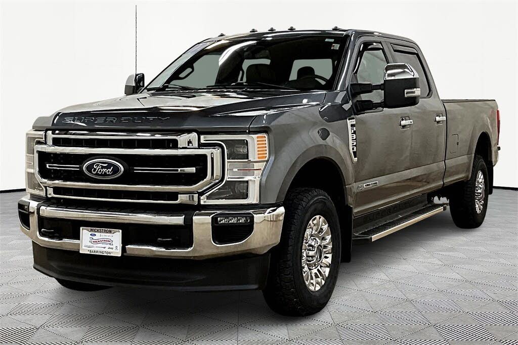2022 Ford F-350 Super Duty Lariat Crew Cab 4WD