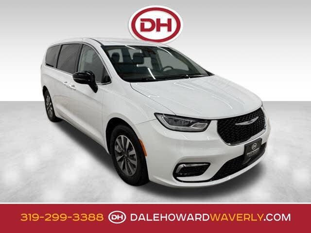 2024 Chrysler Pacifica Hybrid Select FWD