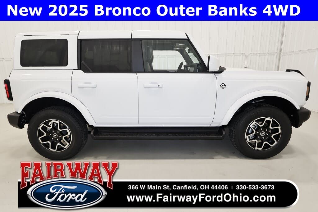 2025 Ford Bronco Outer Banks 4-Door 4WD