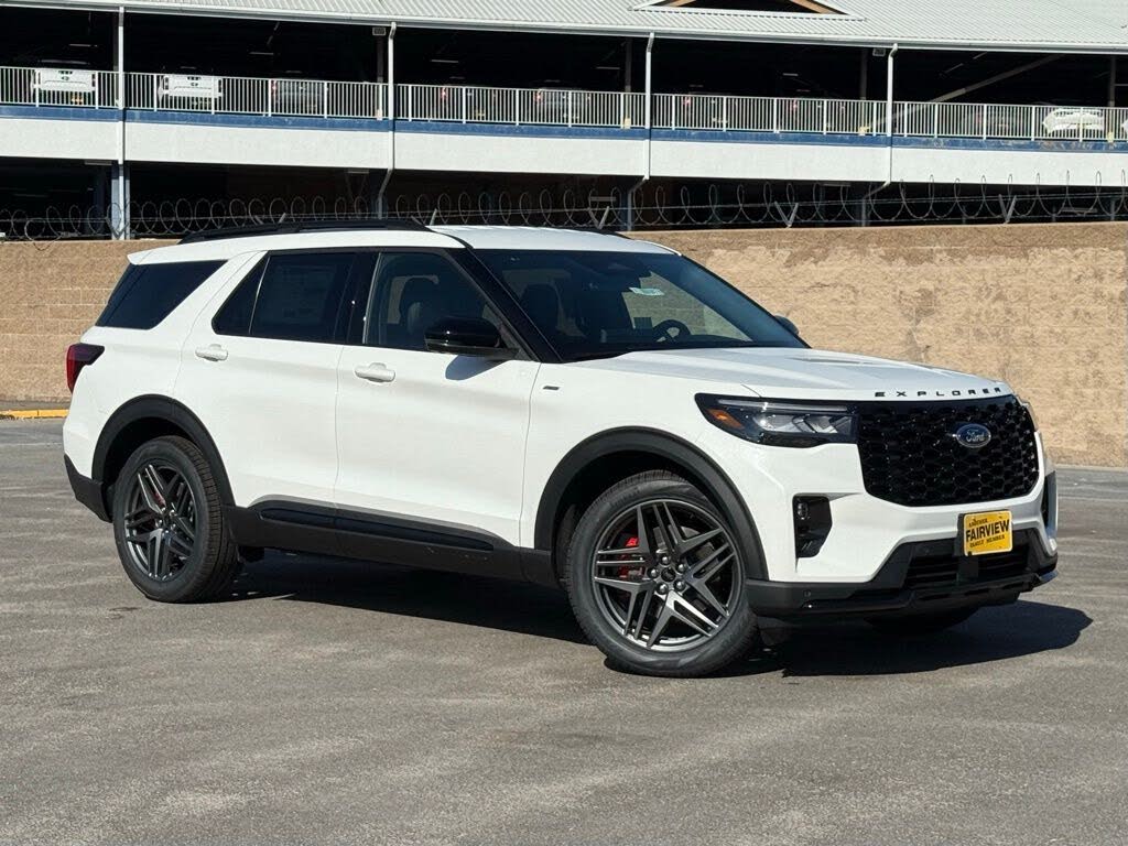 2026 Ford Explorer ST-Line RWD