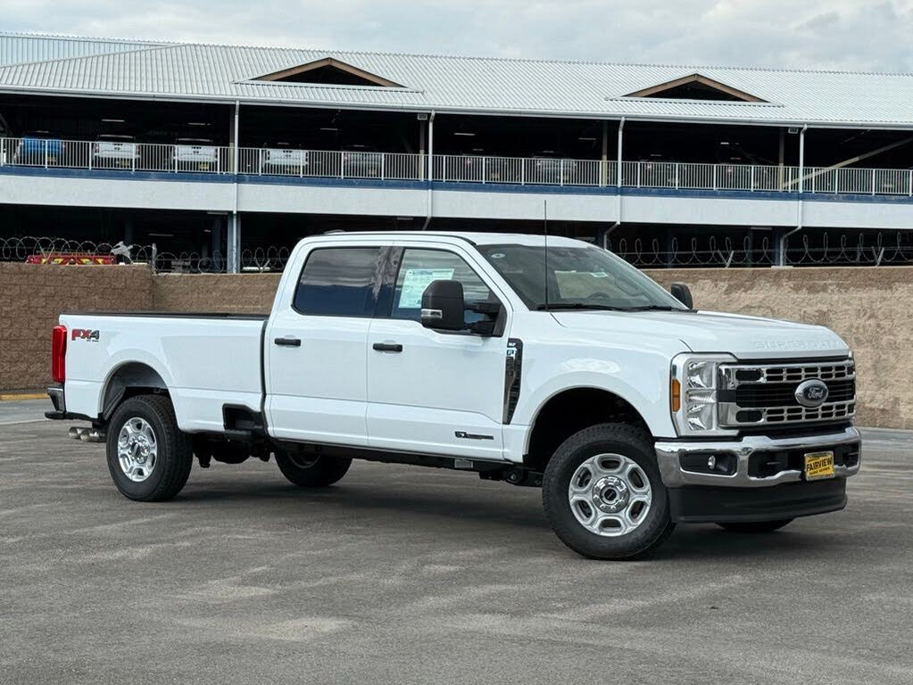 2026 Ford F-250 Super Duty XLT Crew Cab 4WD