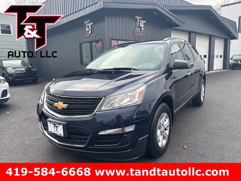 2017 Chevrolet Traverse LS FWD