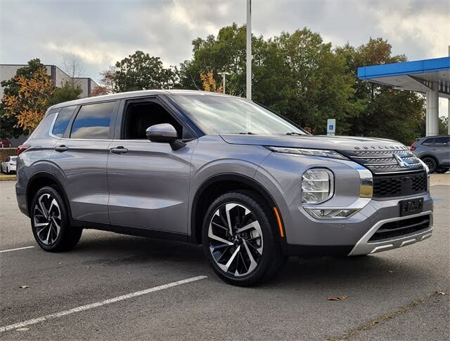 2023 Mitsubishi Outlander SE FWD
