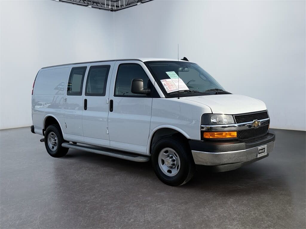 2024 Chevrolet Express Cargo 2500 RWD