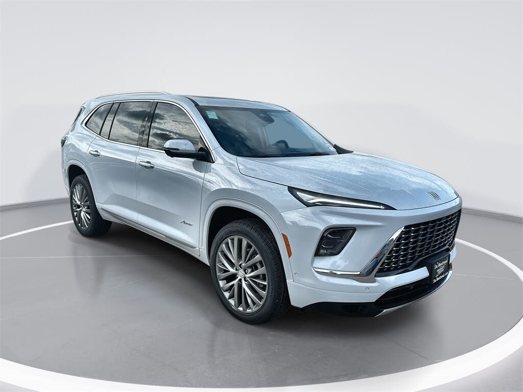 2026 Buick Enclave Avenir FWD