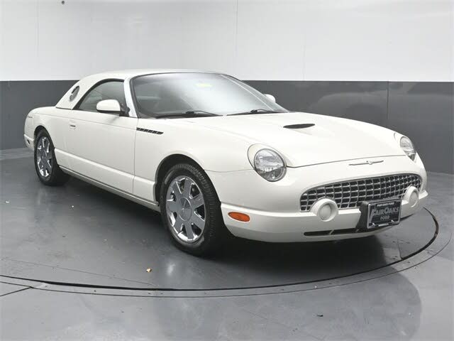2002 Ford Thunderbird Deluxe RWD