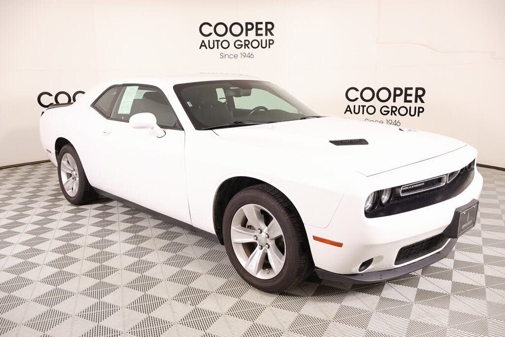 2023 Dodge Challenger SXT RWD