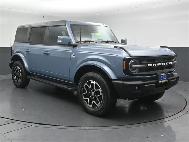 2023 Ford Bronco Outer Banks 4-Door 4WD